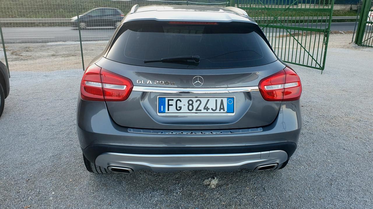 Mercedes-benz GLA 200 GLA 200 d Premium