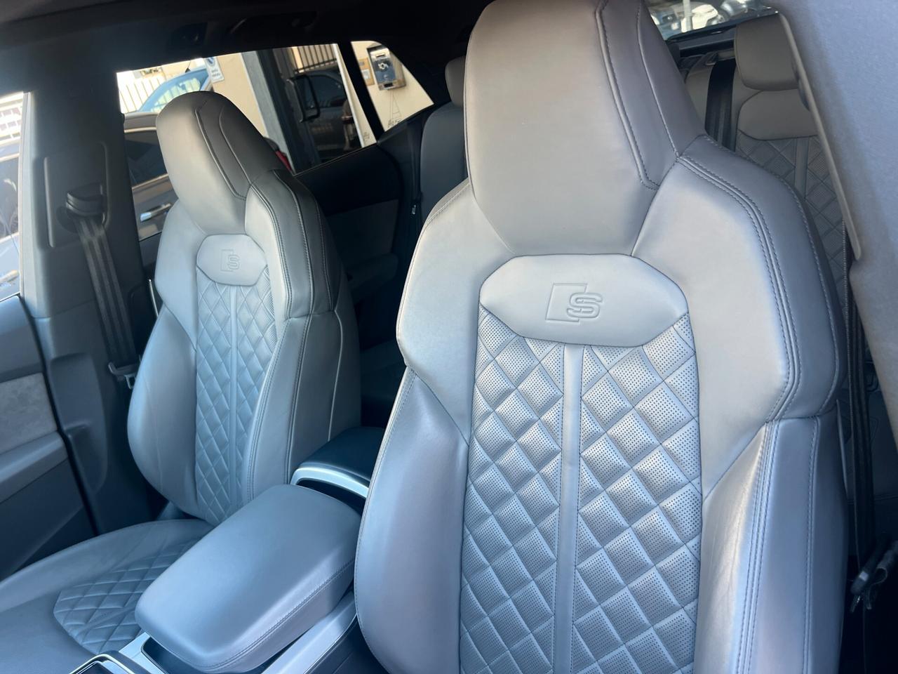 Audi Q8 50 TDI 286 CV quattro tiptronic Sport