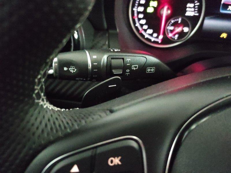 Mercedes-Benz GLA (X156) - GLA 200 d Automatic 4Matic Business Extra