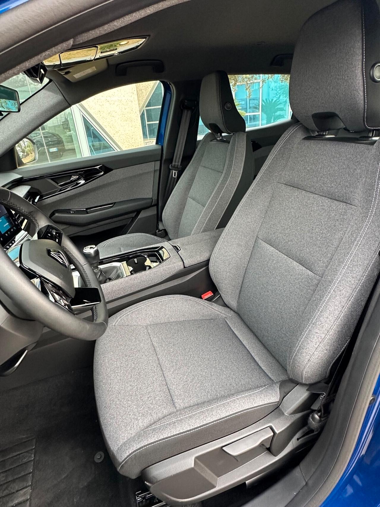 Renault Austral mhev Equilibre possibilità noleggio no scoring