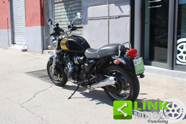 TRIUMPH Thunderbird 900 Sport .