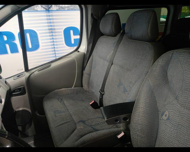 OPEL Vivaro 1.9 cdti combi p.c. 9 POSTI