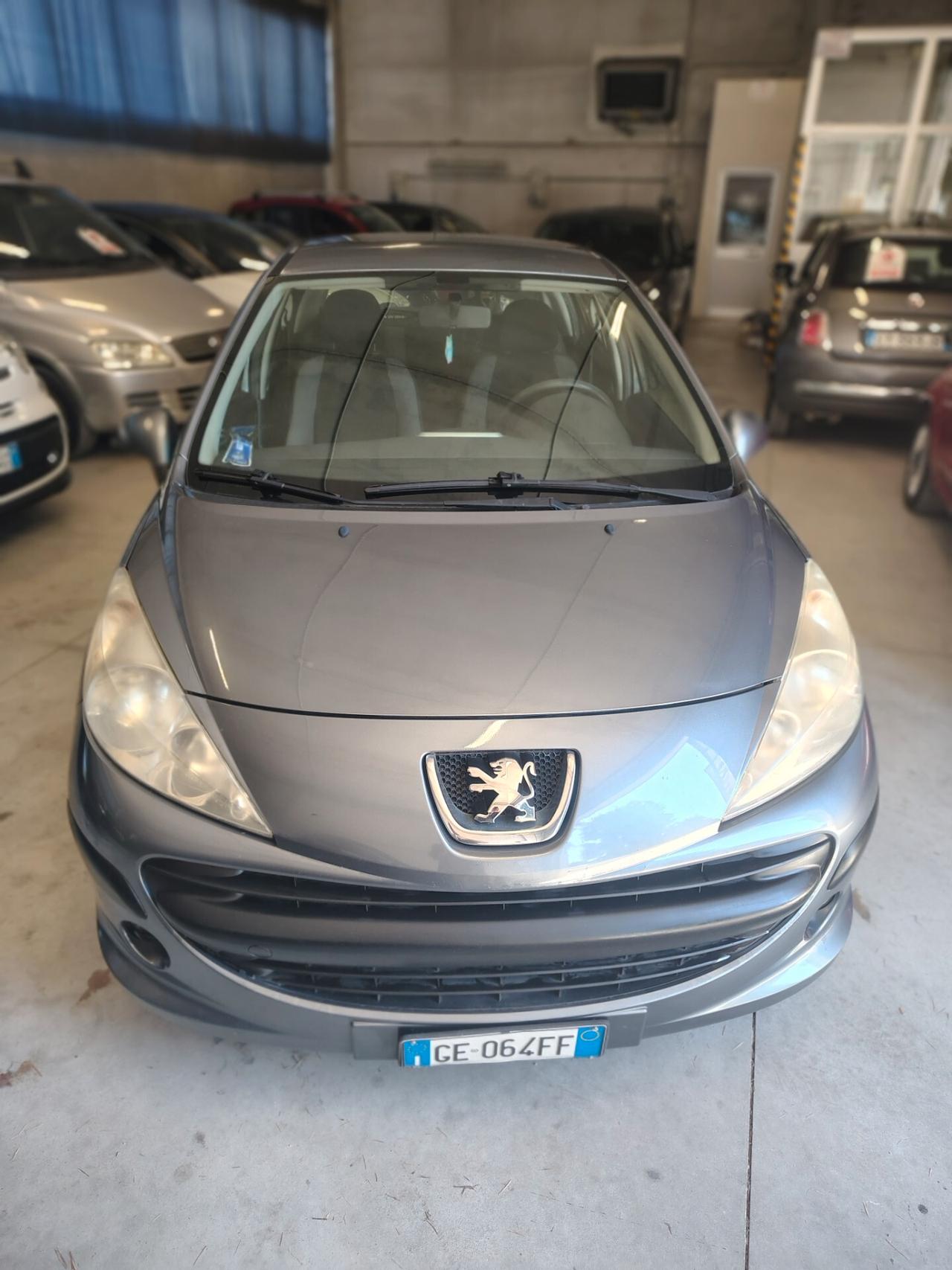 Peugeot 207 1.4 GPL - Ideale per risparmiare – Pronta all'uso