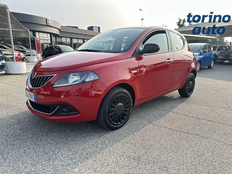 Lancia Ypsilon Ypsilon 1.0 firefly hybrid Silver s&s 70cv