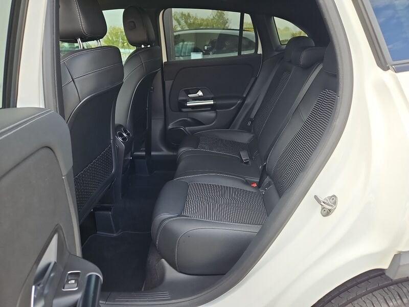 Mercedes-Benz GLA GLA 180 d Automatic Sport Plus NIGHT-PACK