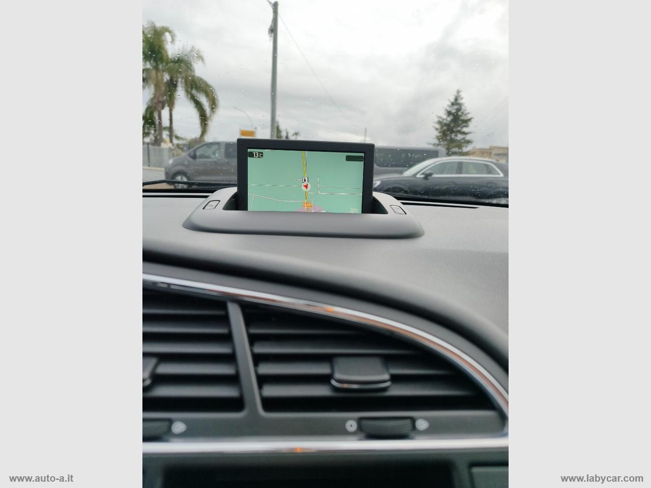 PEUGEOT 3008 BlueHDi 120 S&S Allure