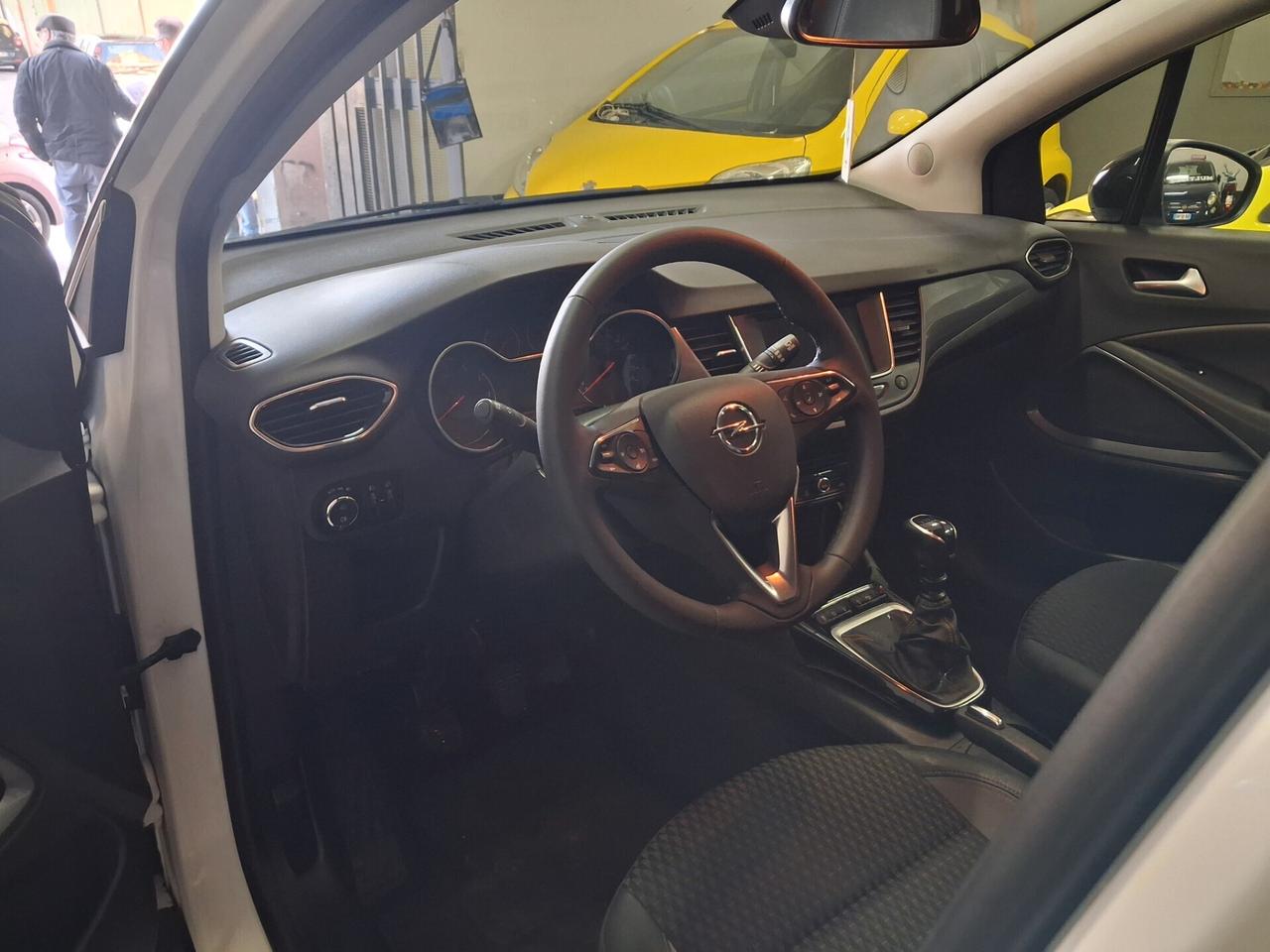 Opel Crossland 1.5 ECOTEC D 110 CV unico prop 2021