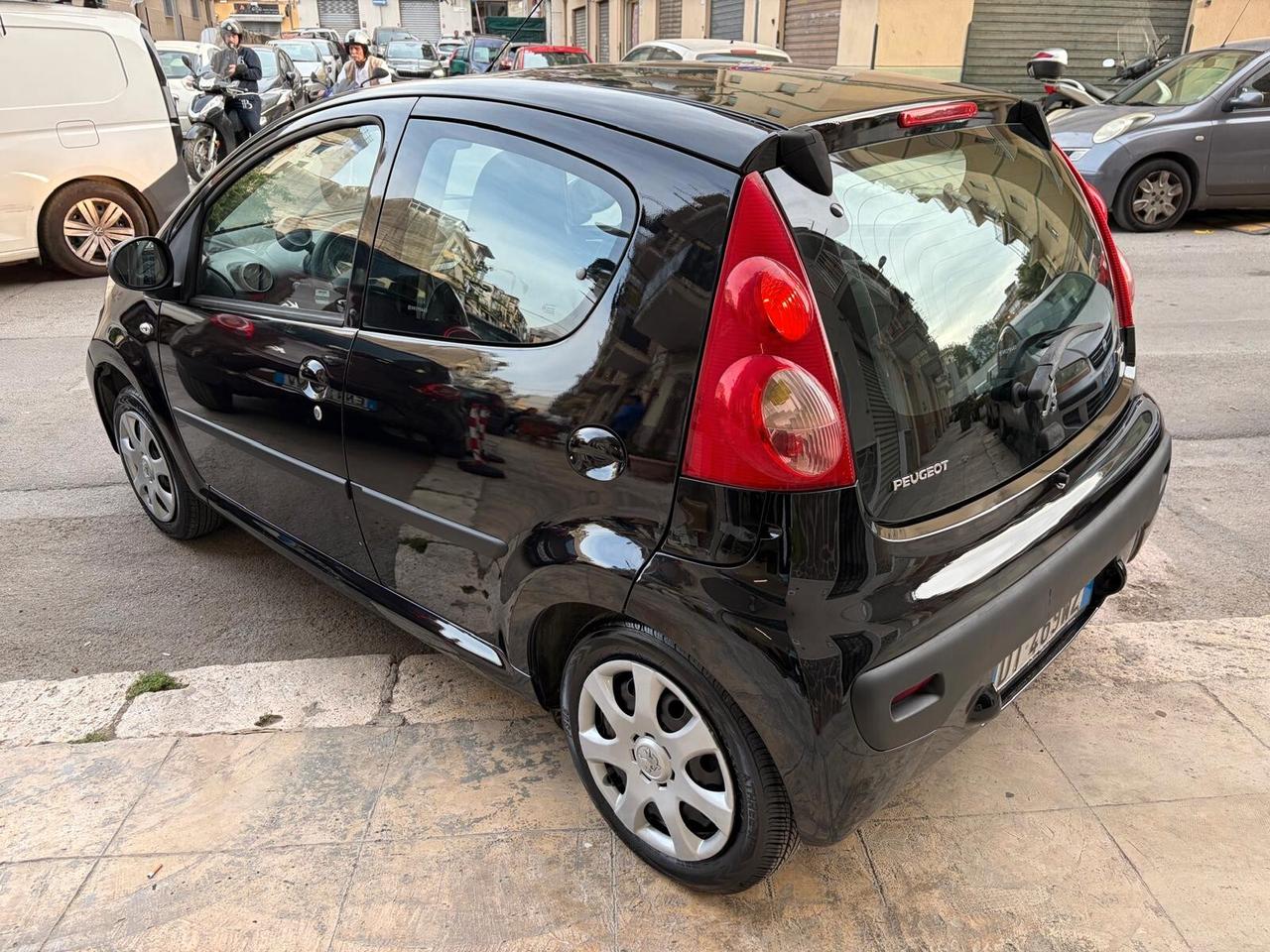 Peugeot 107 1.0 68CV 5p. Sweet Years PARI AL NUOVO