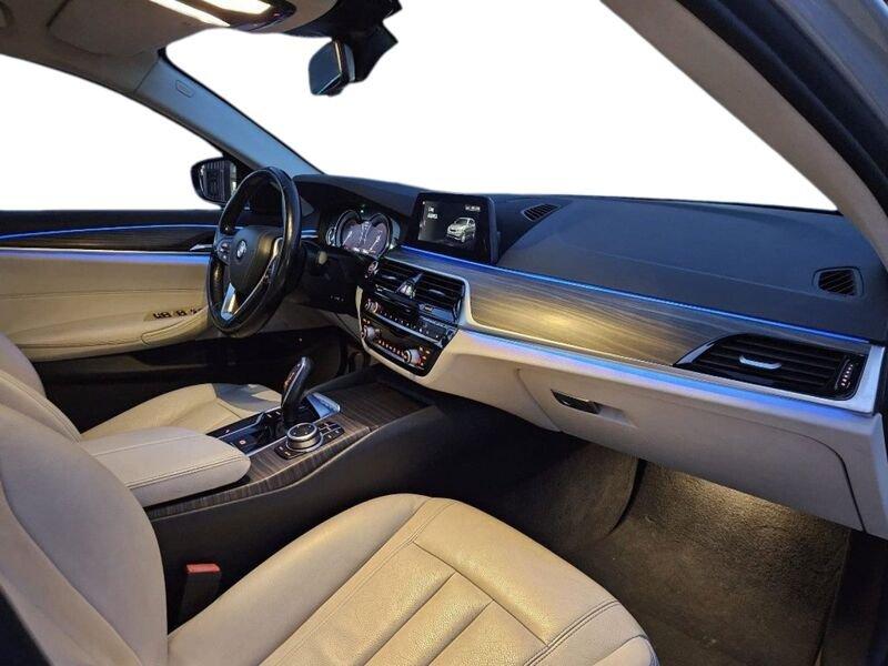 BMW Serie 5 520 d Touring Luxury