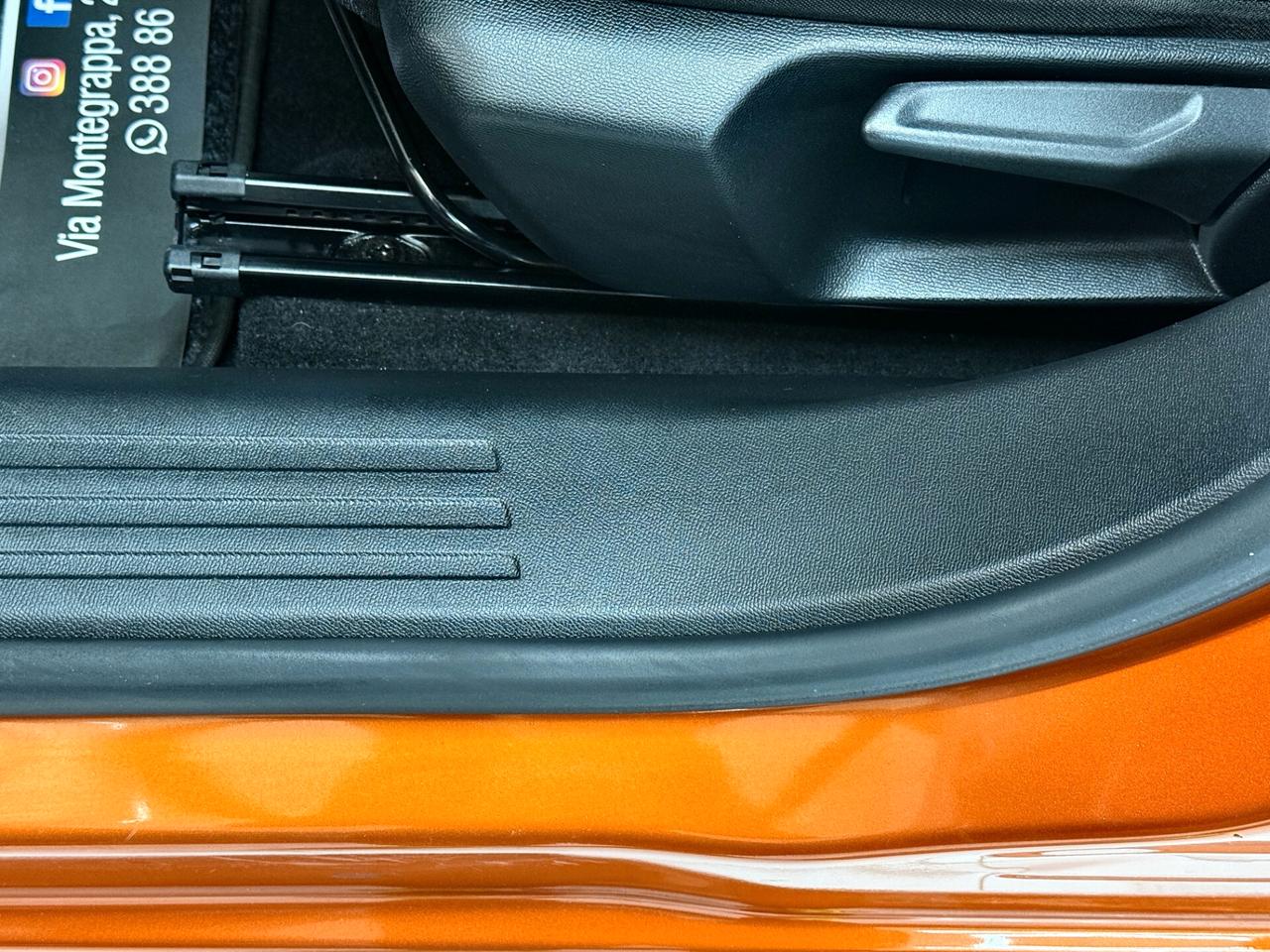 Peugeot 2008 BlueHDi 130 S&S EAT8 Allure Navi Pack