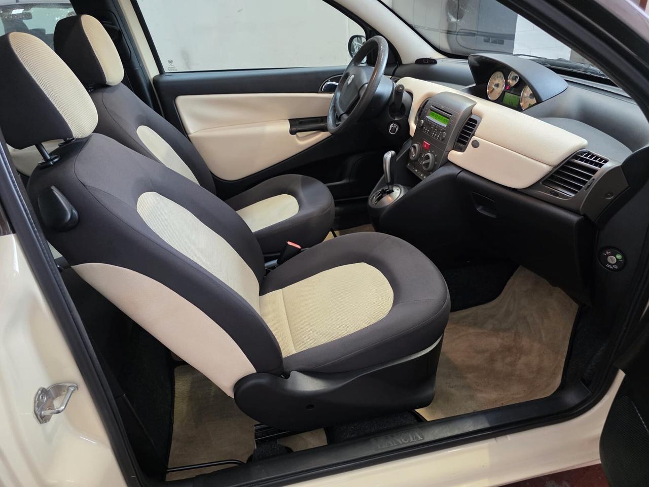 Lancia Ypsilon 1.4 16V Platino NEOPAT AUTOMATICA