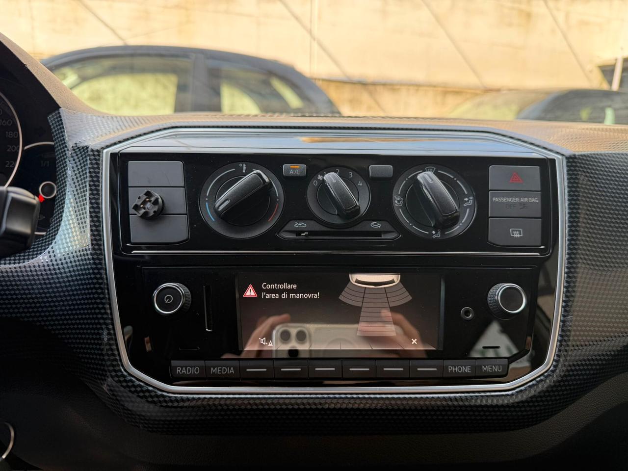 Volkswagen up! 1.0 75 CV 5p. move