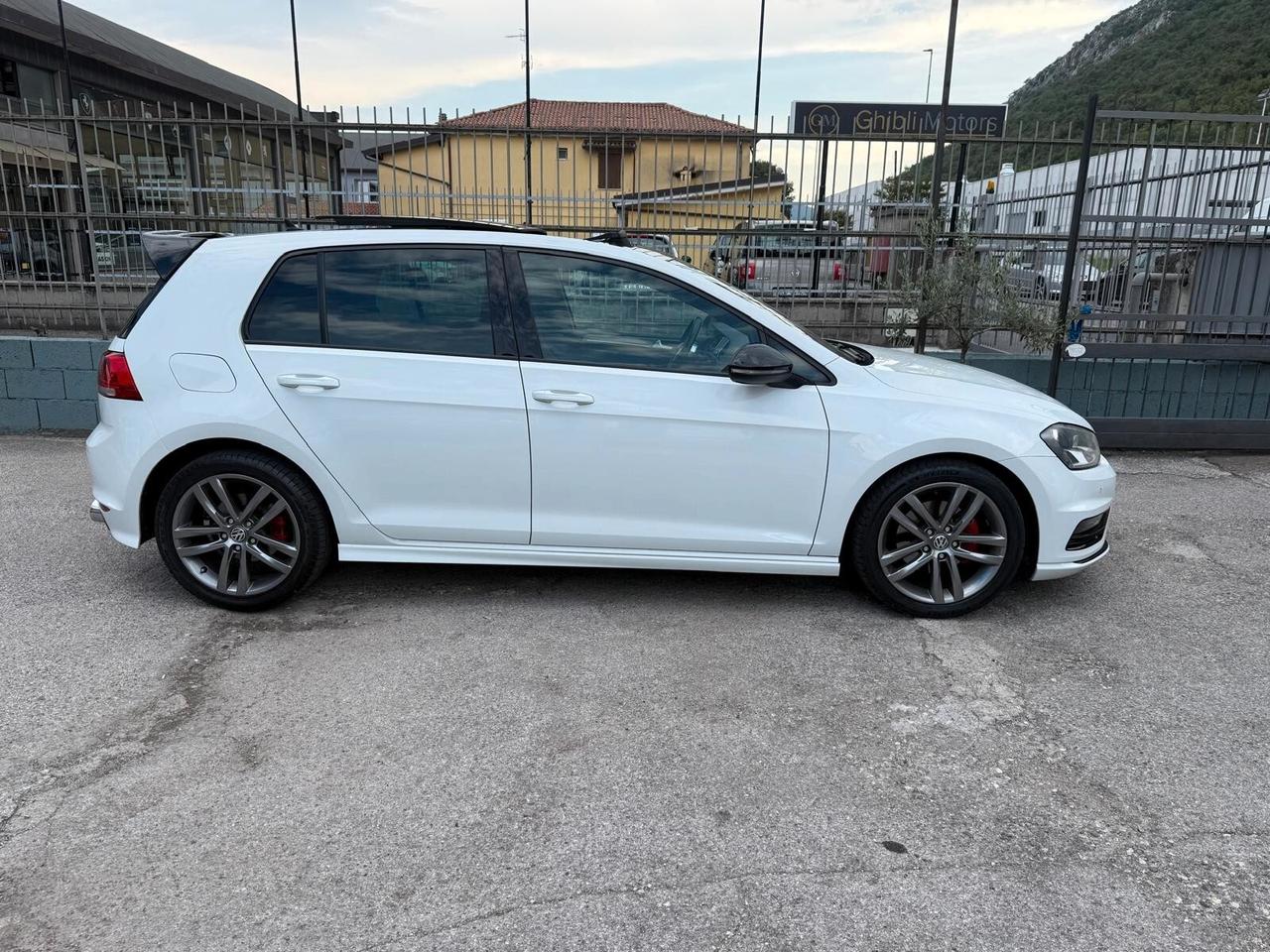 Golf 1.4 TSI 5p. Sport Edition R LINE