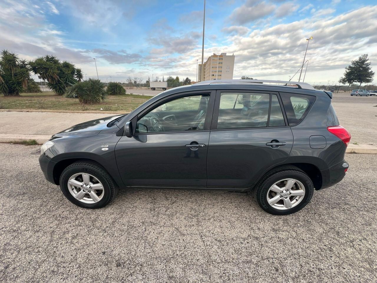 Toyota RAV 4 2.2 D-4D 136 CV Sol - 2007