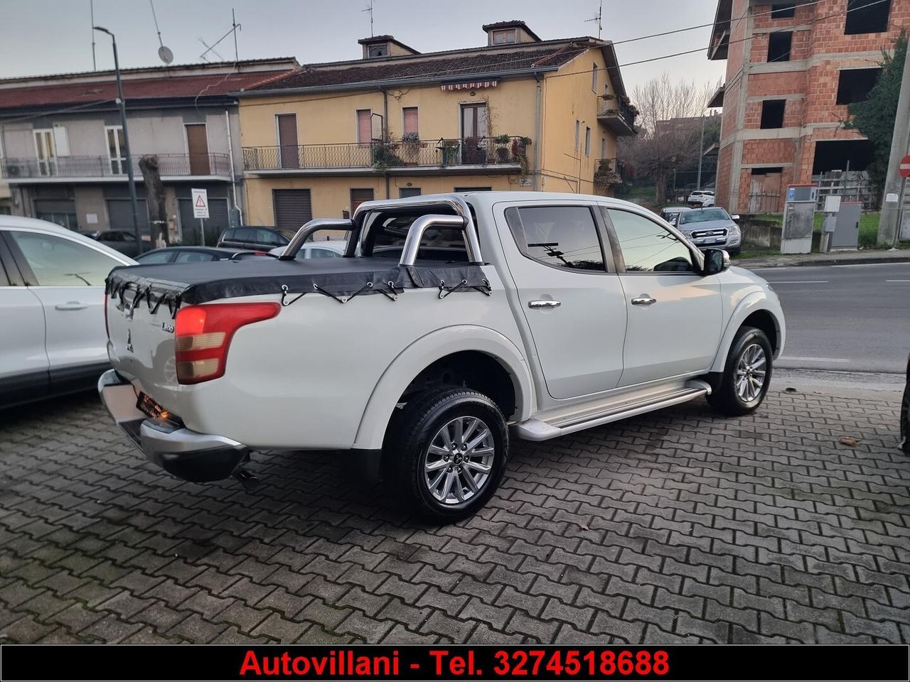 MITSUBISHI L200 d.cab 2.4d Intense 4wd 181cv aut