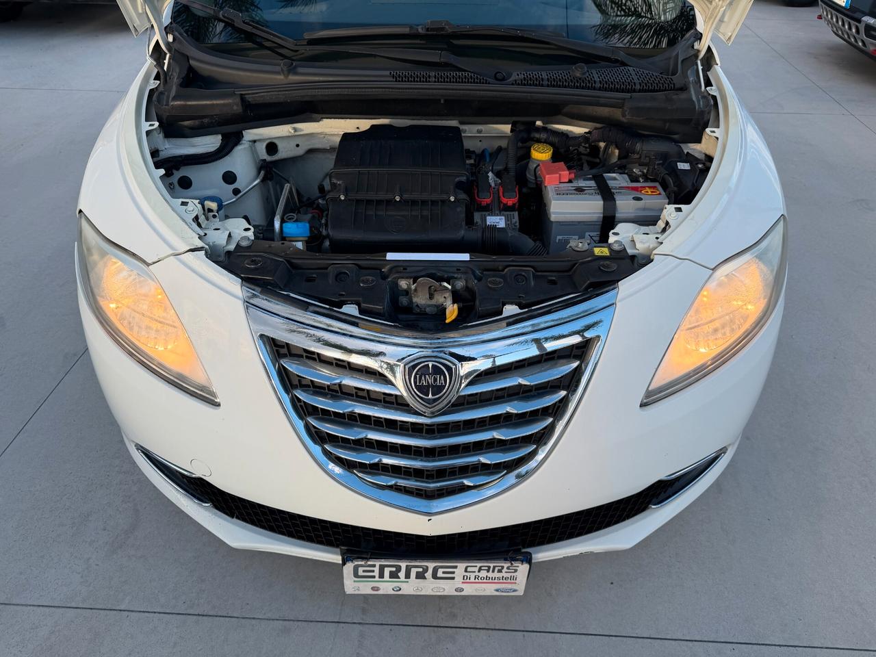 LANCIA YPSILON 2012 1.2 BENZINA 69 CV *TAGLIANDATA