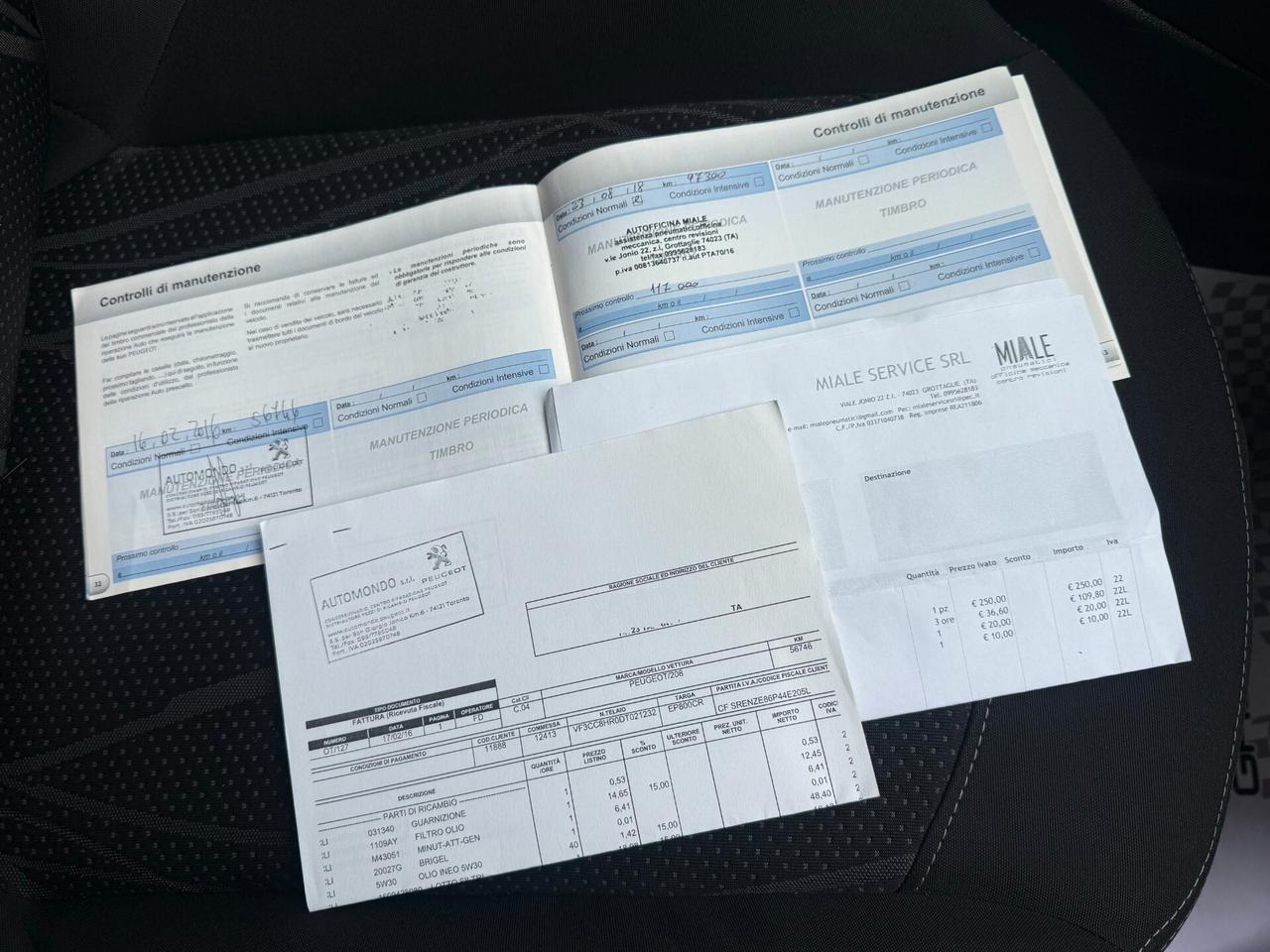 Peugeot 208 1.4 HDi 68CV 5P UNICOPROPRIETARIO