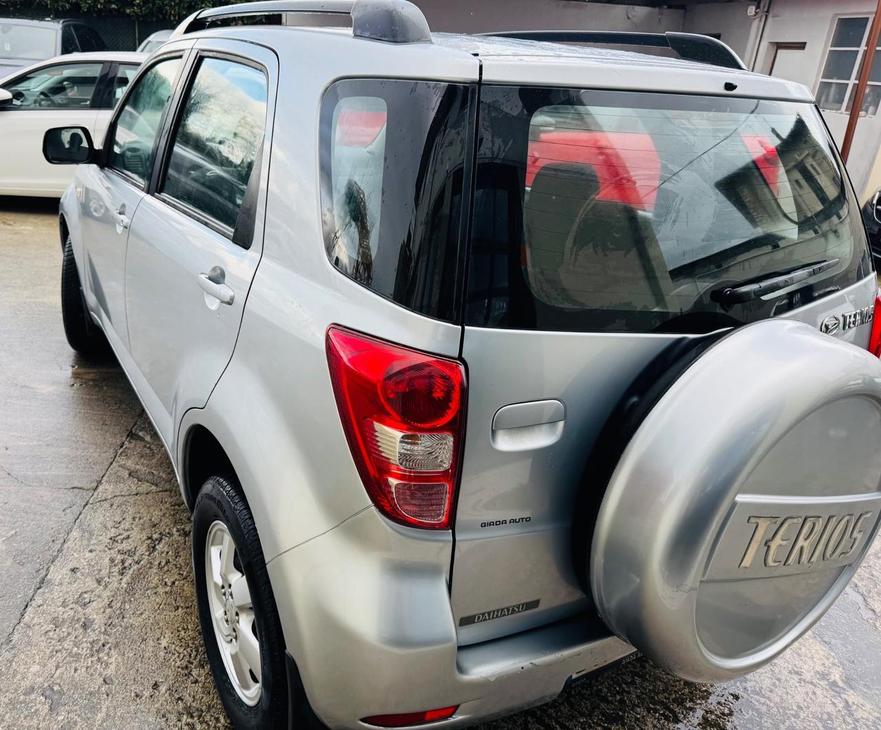 Daihatsu Terios 1.5 4WD SX ok neopatentati