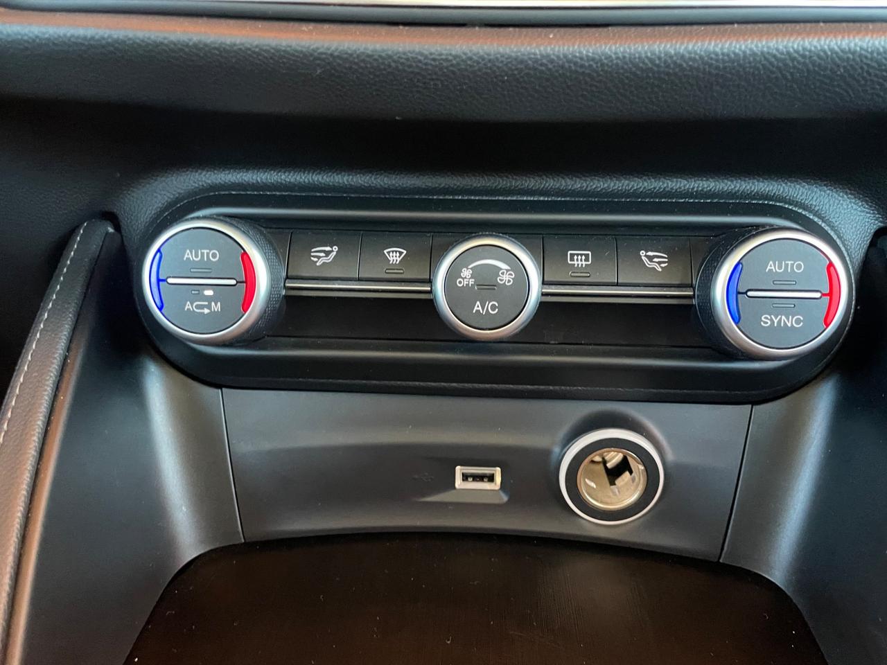 Alfa Romeo Stelvio 2.2 Turbodiesel 150 CV AT8 RWD Super