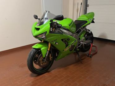 Kawasaki Ninja ZX-6 r-636