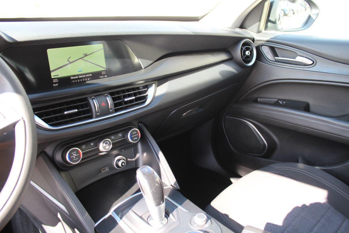 ALFA ROMEO - Stelvio - 2.2 T.diesel 210 CV AT8 Q4 Super
