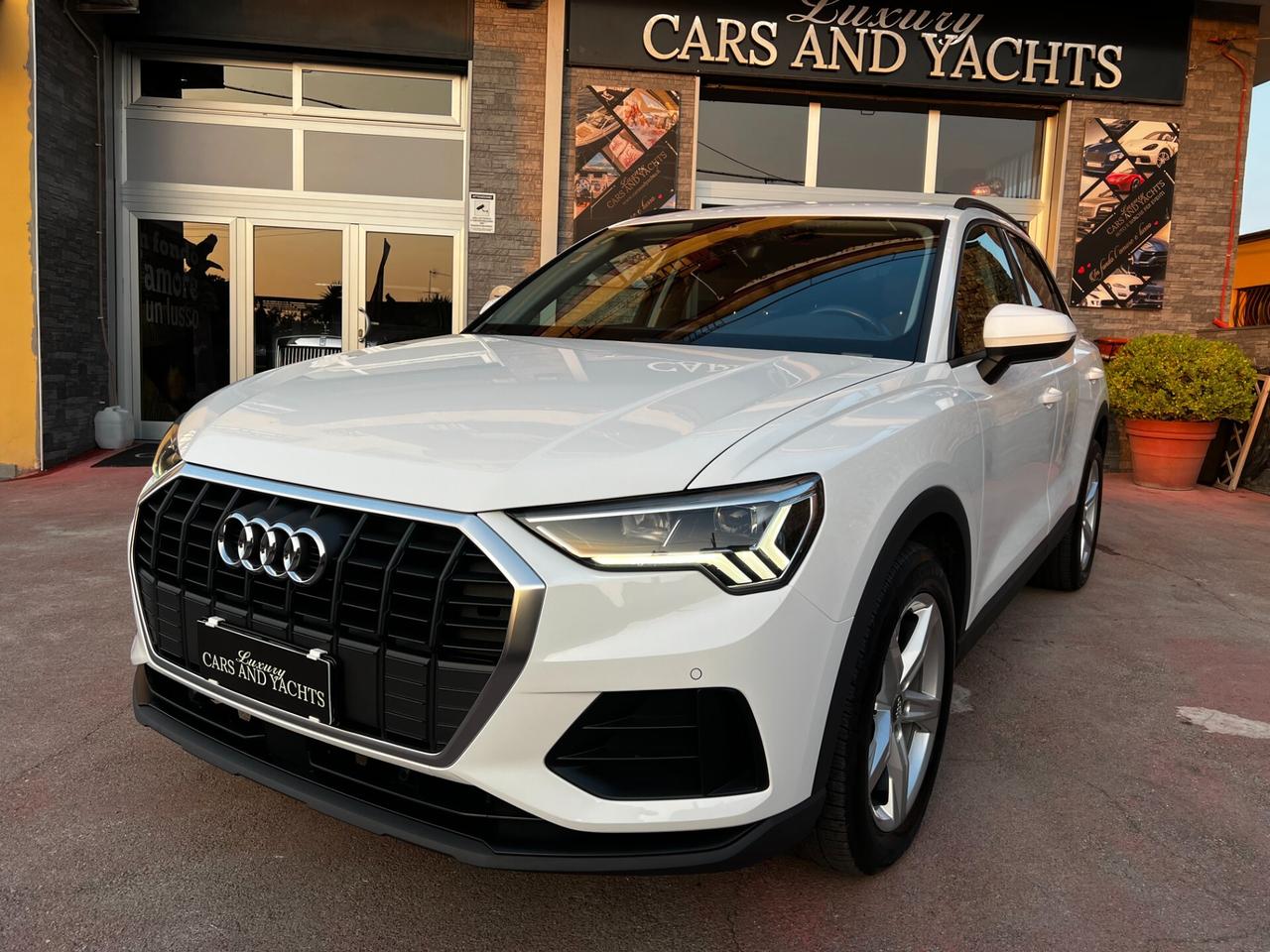 Audi Q3 35 TDI S tronic Advanced-2019- LED- NAVI