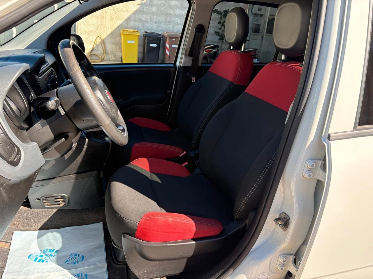 Fiat Panda 1.2 Easy 69CV 5 posti