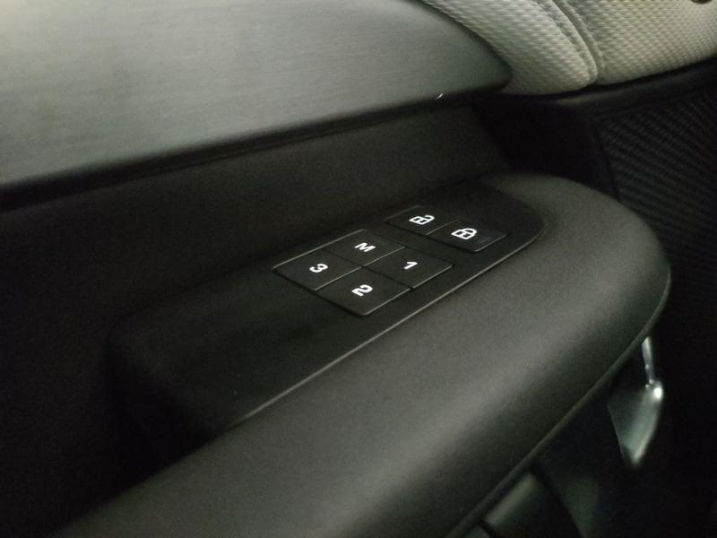 Land Rover Discovery 3.0d i6 mhev R-Dynamic SE awd 249cv 7p.ti auto