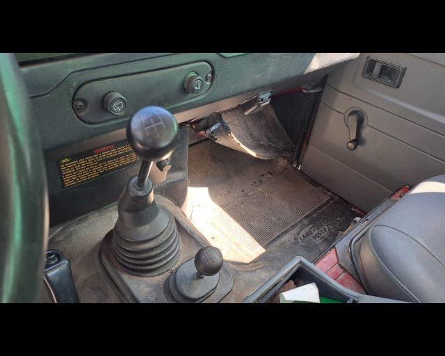 LAND ROVER Defender 90 2.5 tdi Hard Top