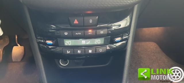 PEUGEOT 208 allure