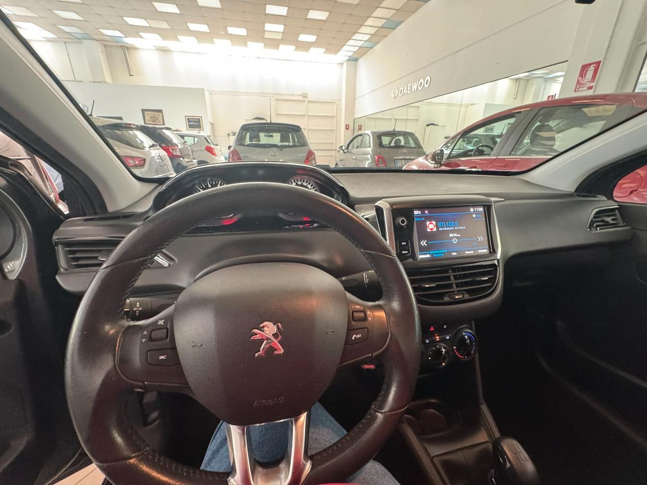 Peugeot 208 PureTech 82 5 porte Allure
