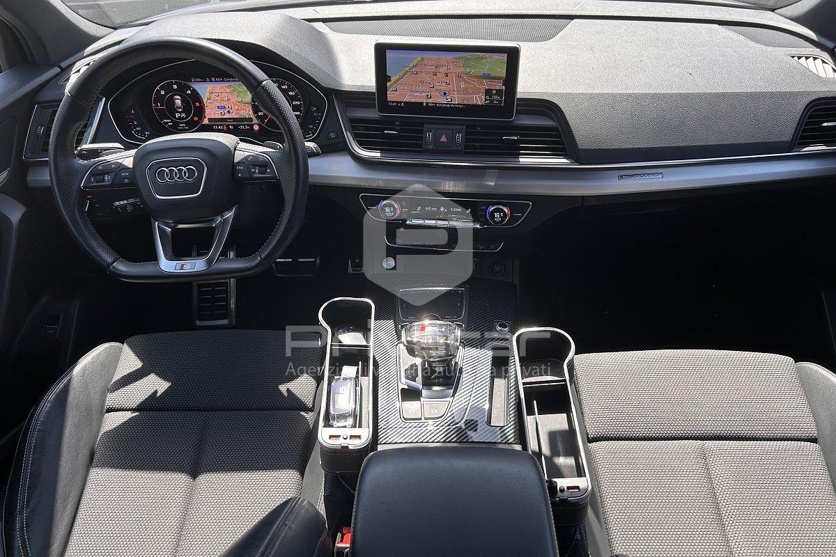 AUDI Q5 40 TDI quattro S tronic S line plus
