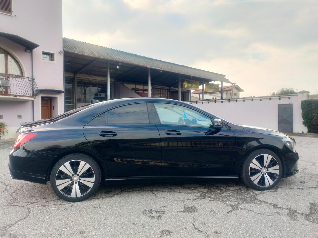 Mercedes-benz CLA 200 d 4Matic Automatic Sport neopatentati