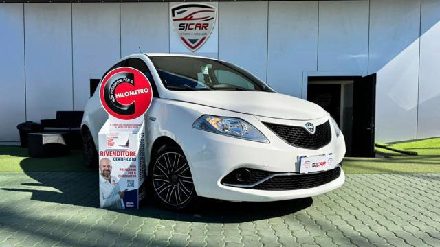 LANCIA Ypsilon 1.2 69 CV 5 porte Gold