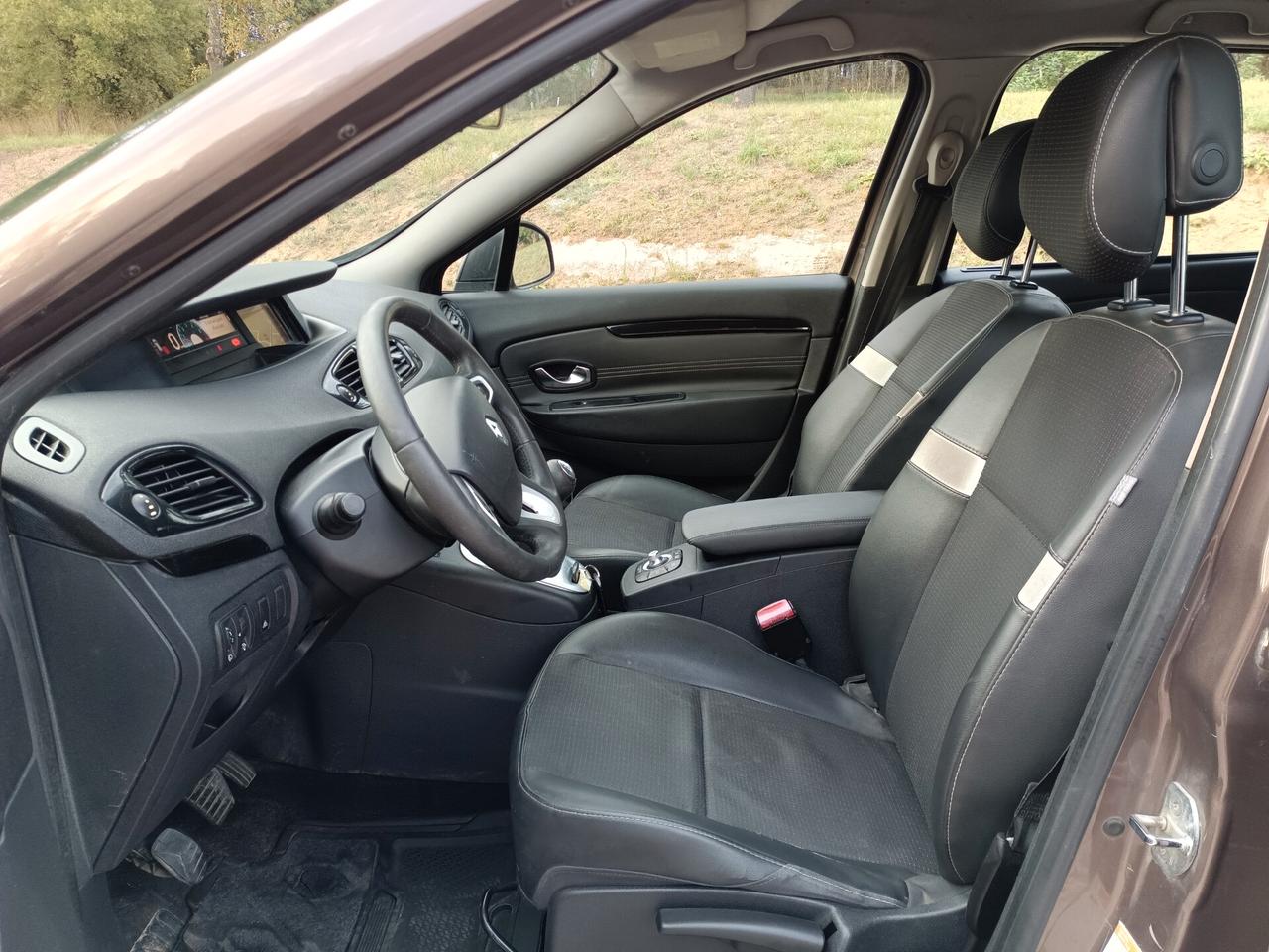 Renault Scenic Scénic X-Mod 1.9 dCi 130CV Luxe 7 posti