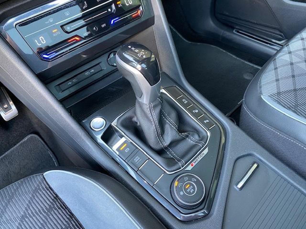 Volkswagen Tiguan 2.0 TDI 200 CV DSG Tetto 4MOTION R-Line