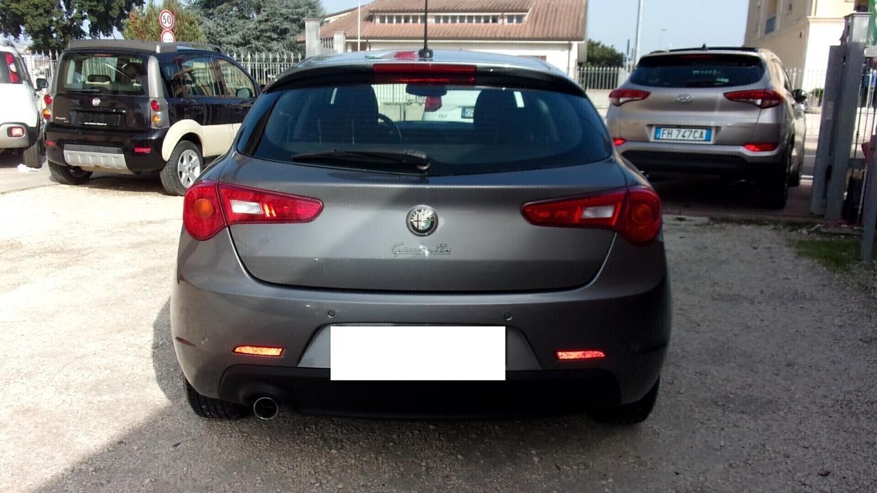 Alfa Romeo Giulietta 1.6 JTDm-2 105 CV Distinctive