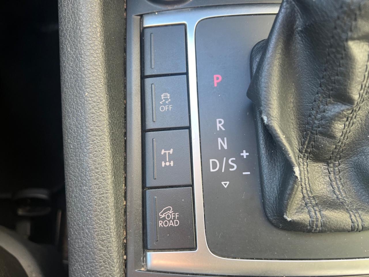 Volkswagen Amarok 3.0 V6 TDI 4MOTION BMT permanente aut. DC Highline