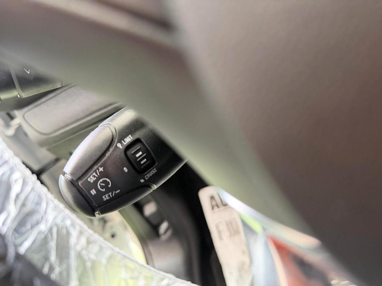 PEUGEOT 208 1.6 DIESEL 75CV