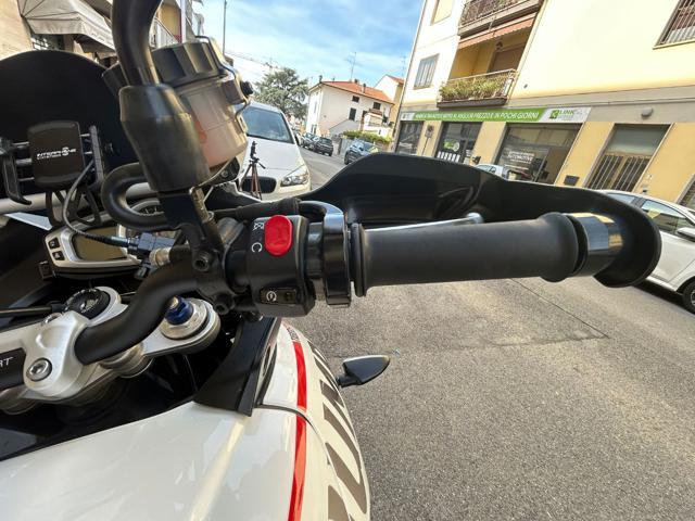 TRIUMPH Tiger 1050 Sport