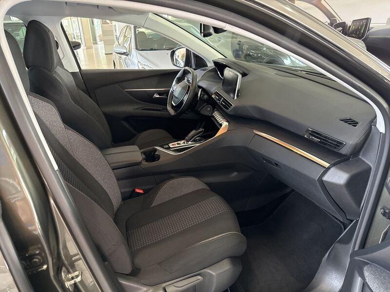 Peugeot 3008 BlueHDi 130 EAT8 S&S Business