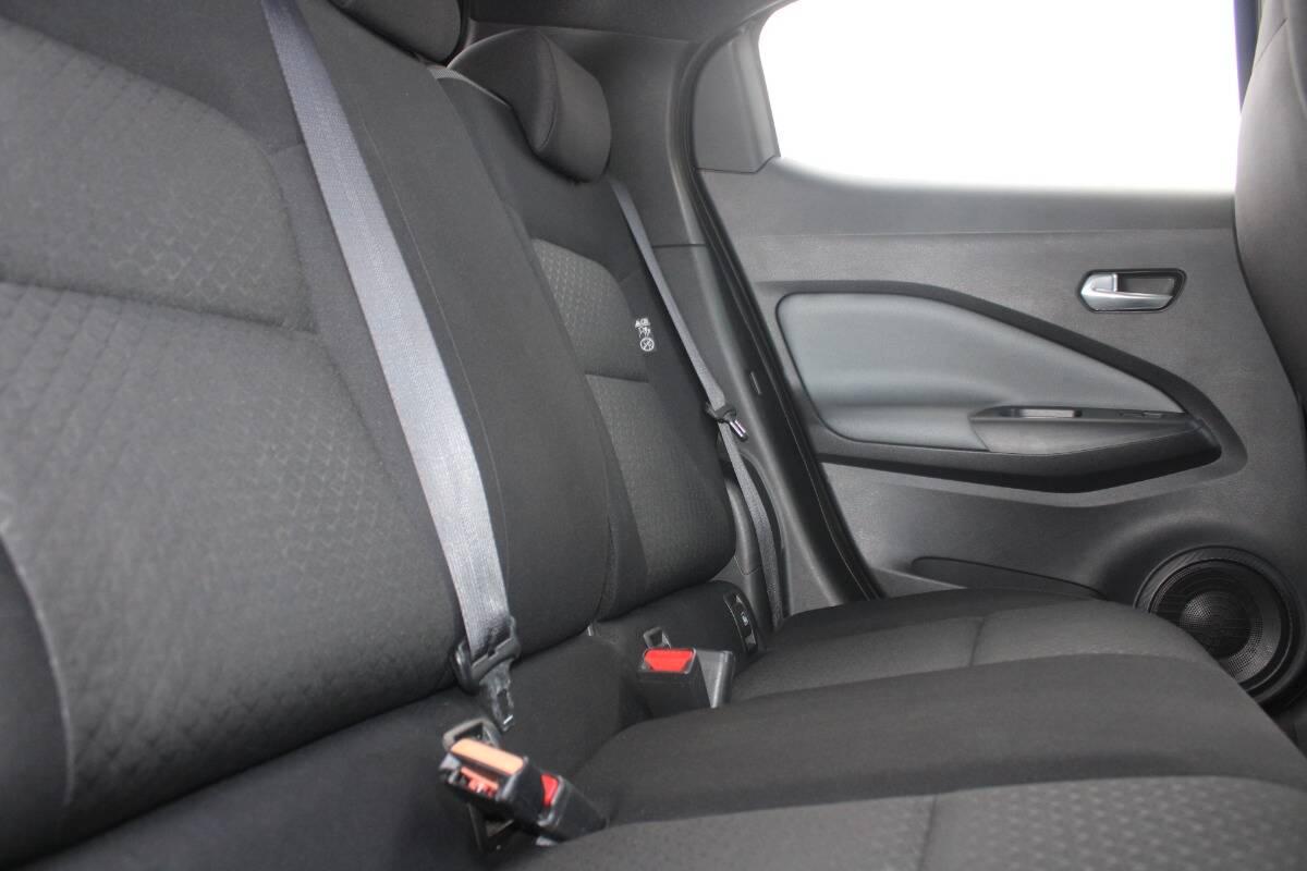 Nissan Juke 1.0 dig-t N-Connecta 114cv con Telecam e CarPlay