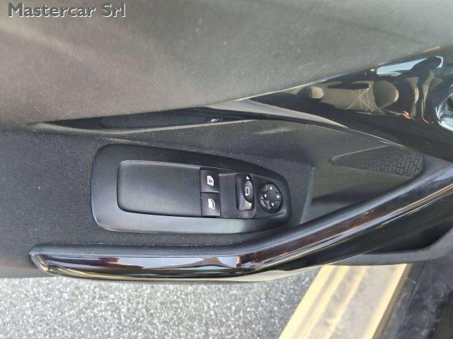 PEUGEOT 208 208 5p 1.4 hdi 8v Active 5 p targa FA567PK