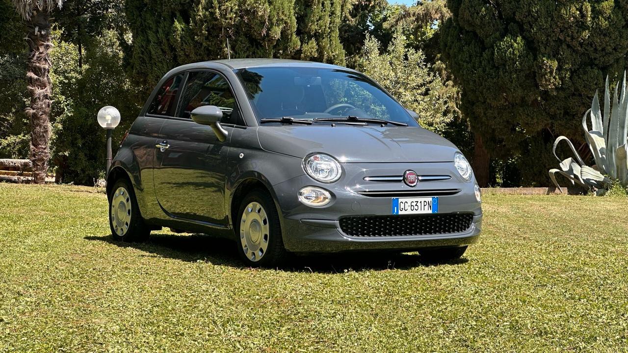 Fiat 500 1.0 Hybrid Dolcevita PRATICAMENTE NUOVA 2020 leggi testo