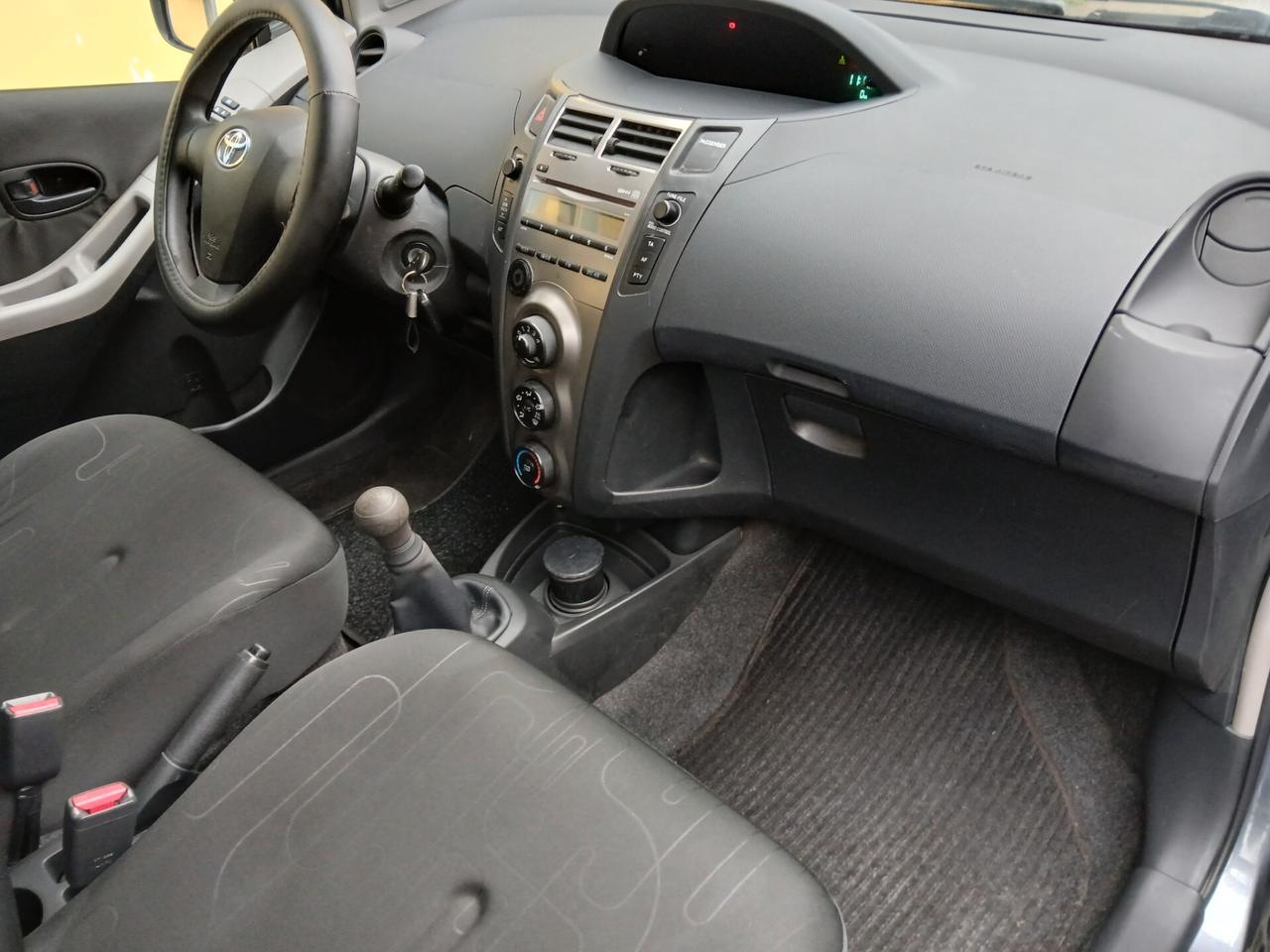 Toyota Yaris 1.0 in ottime condizioni