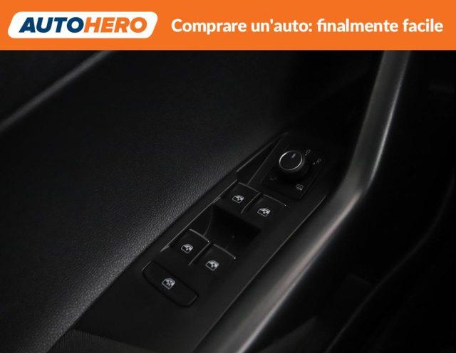 VOLKSWAGEN Taigo 1.0 TSI 110 CV DSG R-Line