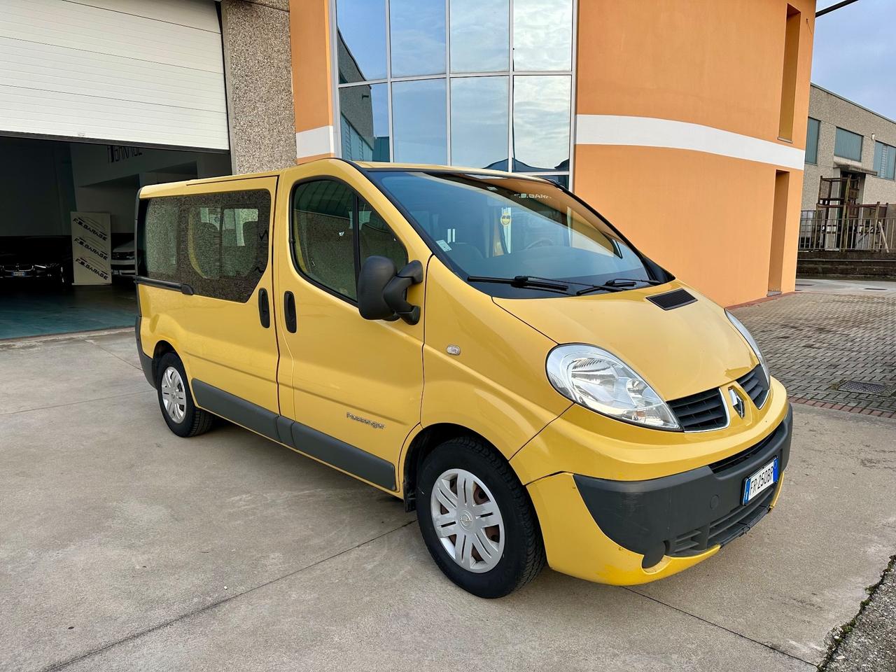 Renault Trafic T27 2.0 dCi/115 PC-TN Passenger Pack