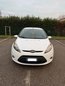 Ford Fiesta 1.4 tdci - NEOPATENTATI - 12 MESI DI GARANZIA -