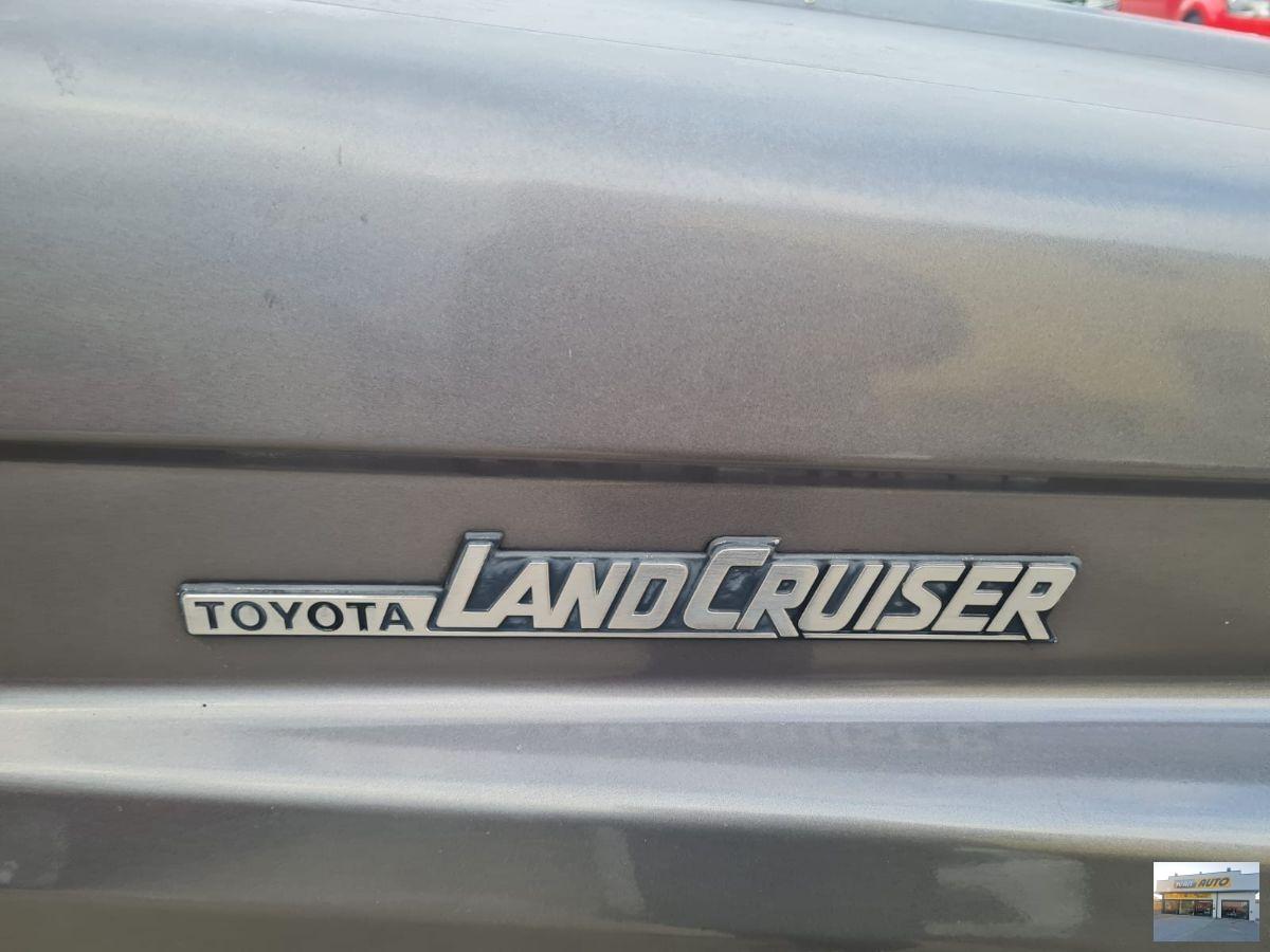 TOYOTA Land Cruiser 2.4 turbodiesel LJ70 LX