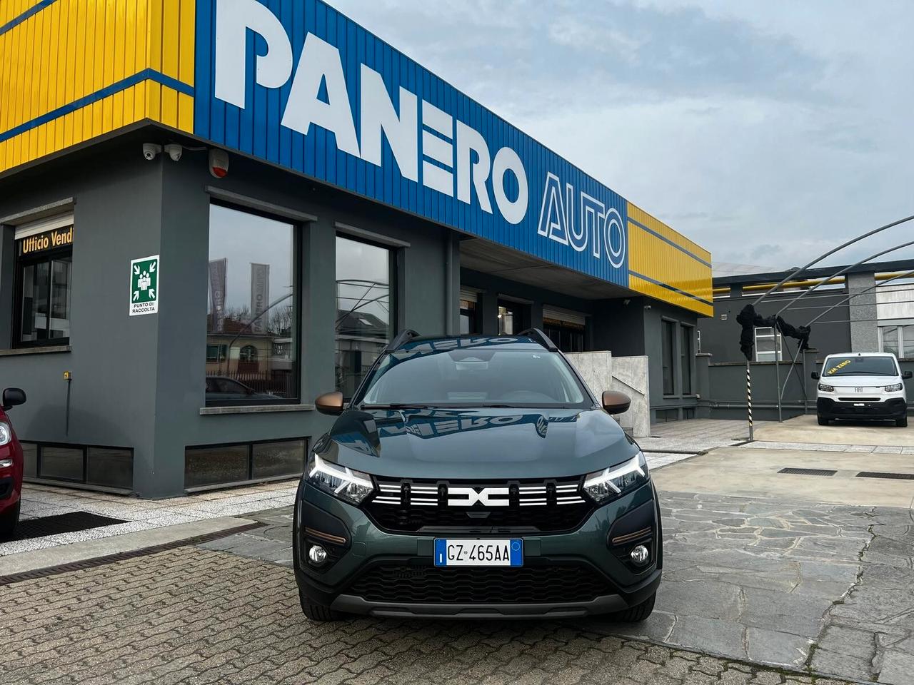 DACIA Jogger Jogger 1.0 TCe GPL 100 CV 5 posti ...